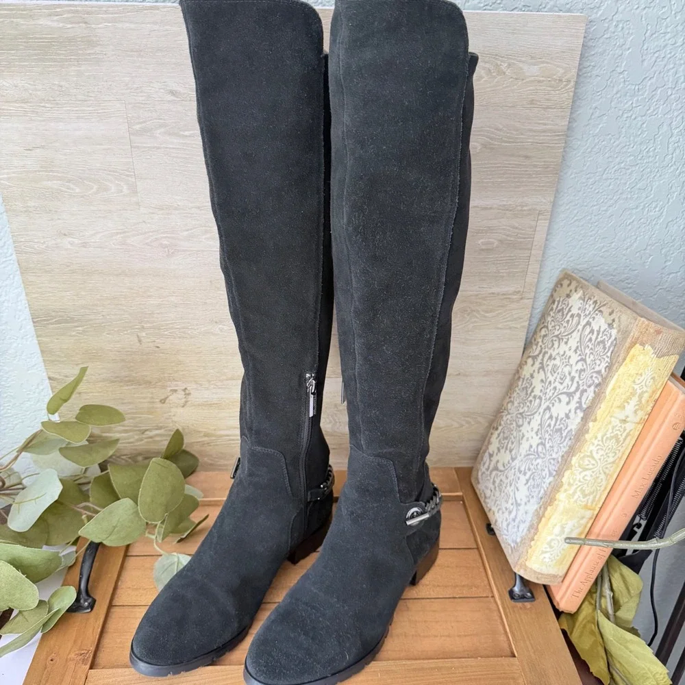 Karl Lagerfeld Paris Black Suede Knee High Chain Detail Boots Lug Sole Size 7.5